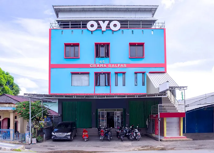 Oyo 2976 Graha Balfas Hotel Samarinda